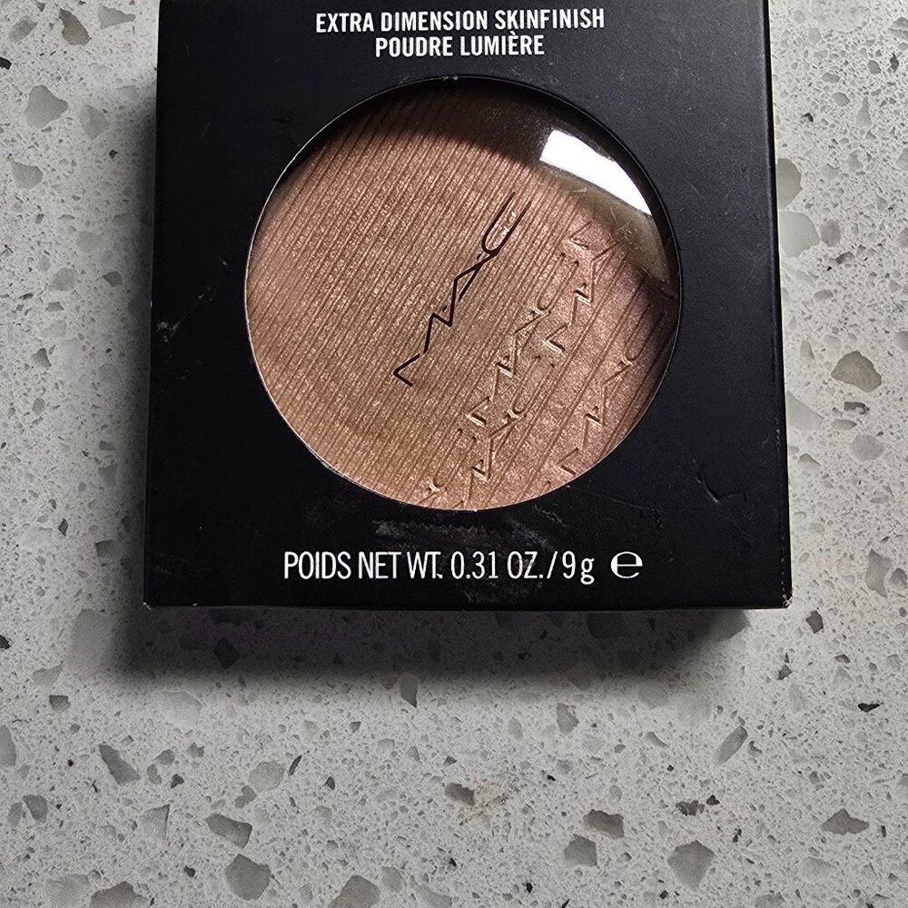 MAC COSMETICS SKINFINISH HIGHLITER Make your best offer